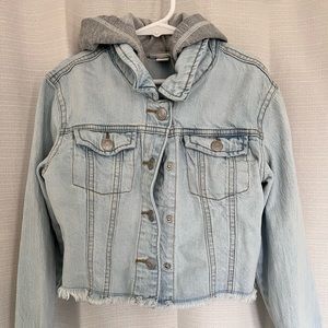 Cat & Jack Gray Blue Denim Jean Jacket Hooded Button Front Girl Size 7/8 Medium